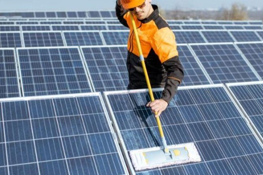 Čiščenje sončnih elektrarn